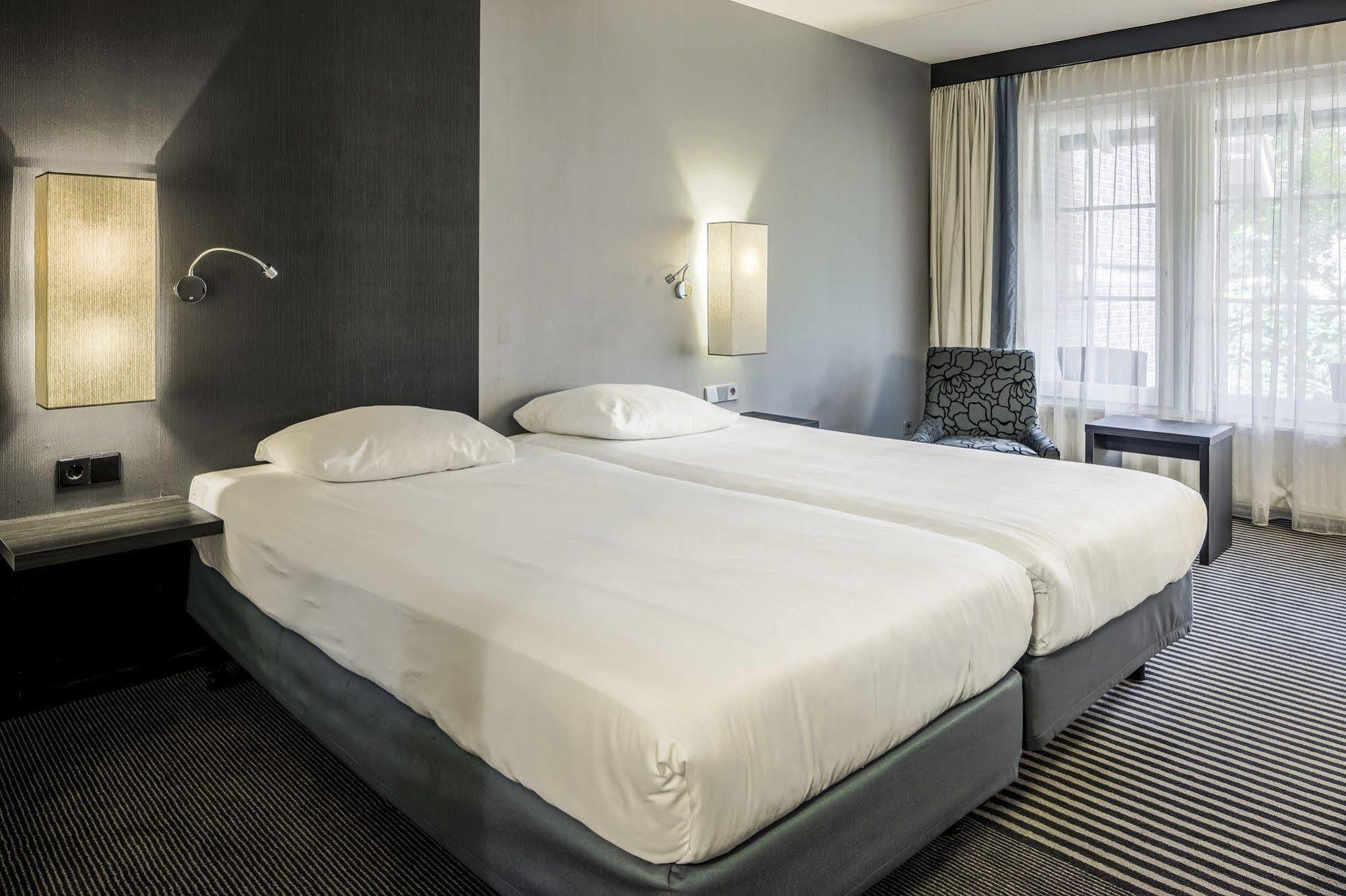 เฟลตเชอร์ โฮเต็ล - เรสเทอรองต์ เดอ บรูเอียร์ด เอนเชเดอ Hotel เอนส์เคอเด ภายนอก รูปภาพ