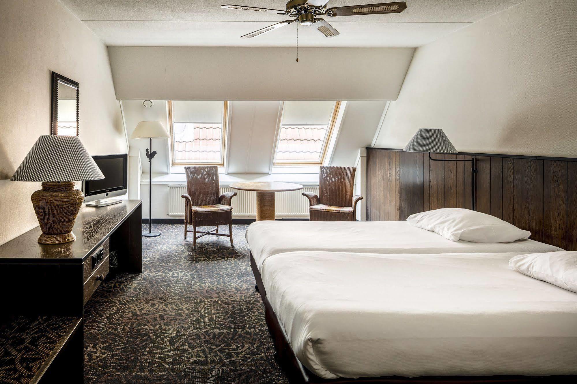 เฟลตเชอร์ โฮเต็ล - เรสเทอรองต์ เดอ บรูเอียร์ด เอนเชเดอ Hotel เอนส์เคอเด ภายนอก รูปภาพ